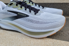 Brooks Ghost 17