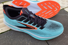 Brooks Hyperion 3