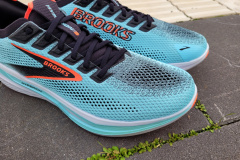 Brooks Hyperion 3