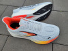 Brooks Hyperion Max 2