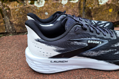 Brooks Launch 11