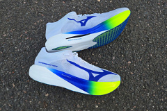 Mizuno Hyperwarp Pure