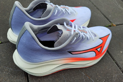 Mizuno Wave Rebellion Flash 3