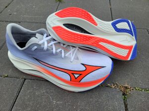 Mizuno Wave Rebellion Flash 3  (c) Laufschuhkauf.de