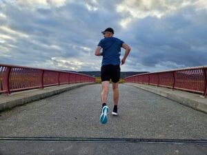 dynamischer Allrounder Wave Rider 29  (c) Laufschuhkauf.de