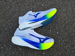 Mizuno Hyperwarp Pro  (c) Laufschuhkauf.de