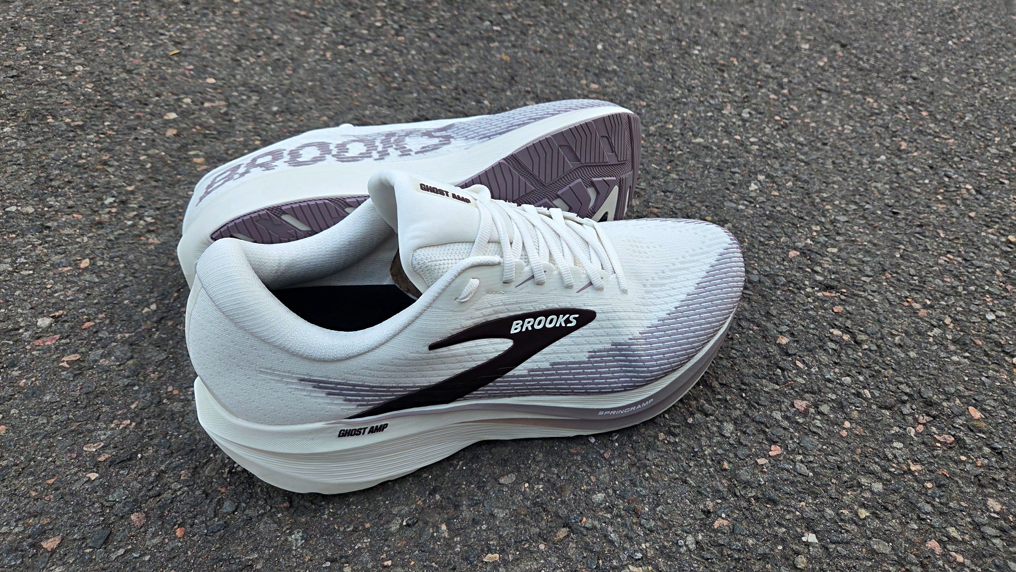 Brooks Ghost Amp (c) Laufschuhkauf.de Brooks Ghost Amp (c) Laufschuhkauf.de