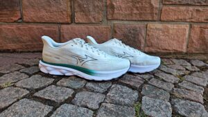 Titelbild Mizuno Wave Skyrise 7 (c) Laufschuhkauf.de