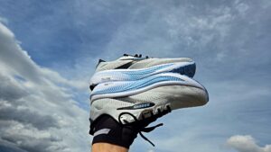 Titelbild Brooks Ghost 18 (c) Laufschuhkauf.de